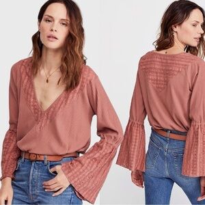 Free People Parisian Nights Sayluita Rose Bell Sleeve Eyelet Top Small V Neck